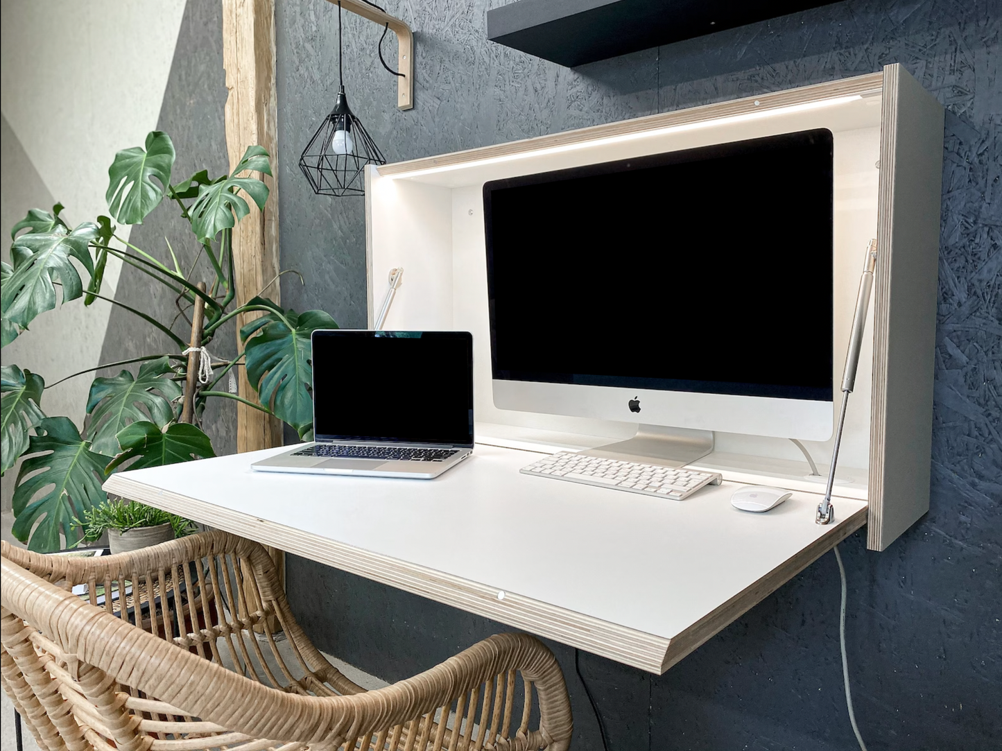 Setup de télétravail - Bureau mural, siège ballon + accessoire offert