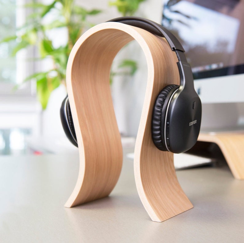 Support de casque audio en bois de noyer