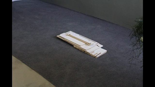 Easy Desk - Petit - Bureau mural en bois de bouleau